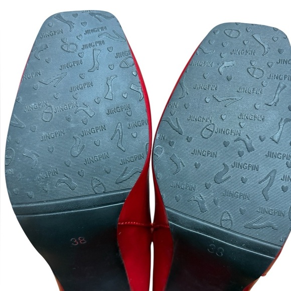 NWOT, Jingpin, Red Ankle Boots – Size 38 – Square Toe, Block Heel - Picture 7 of 9